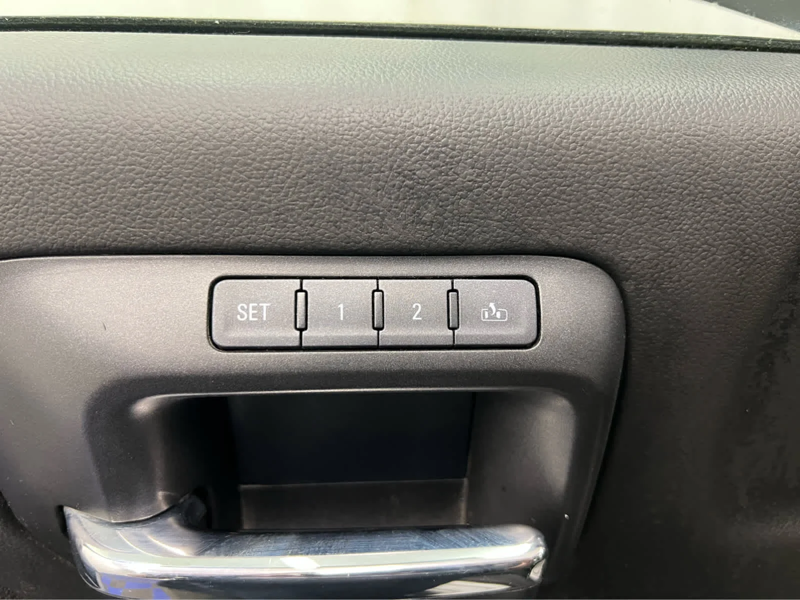 Used 2017 Summit White GMC SLT image 5