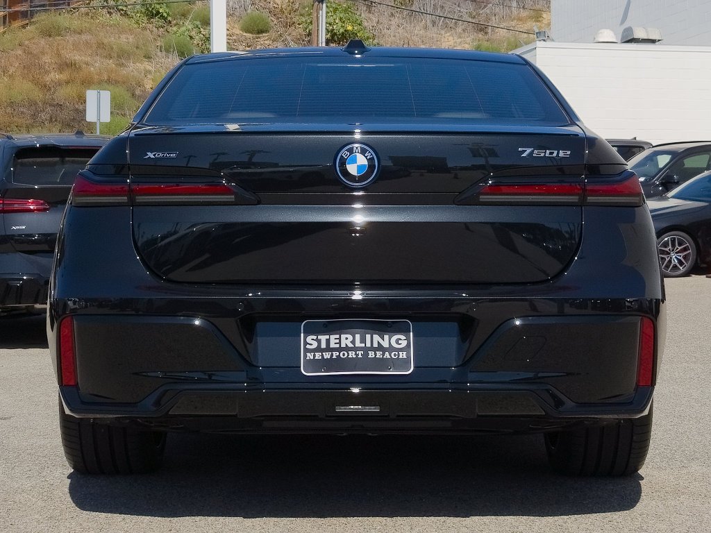 New 2026 Black Sapphire Metallic BMW 750e xDrive image 17
