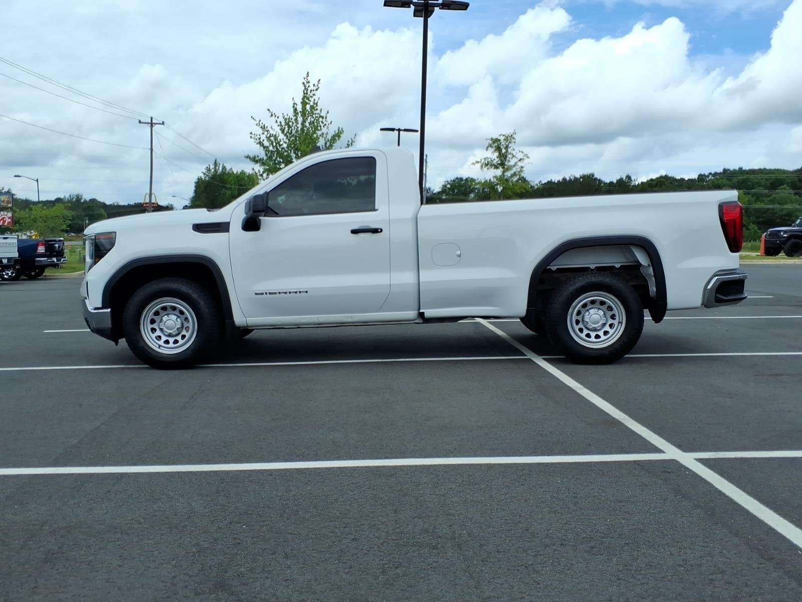 Used 2024 Summit White GMC Pro image 3