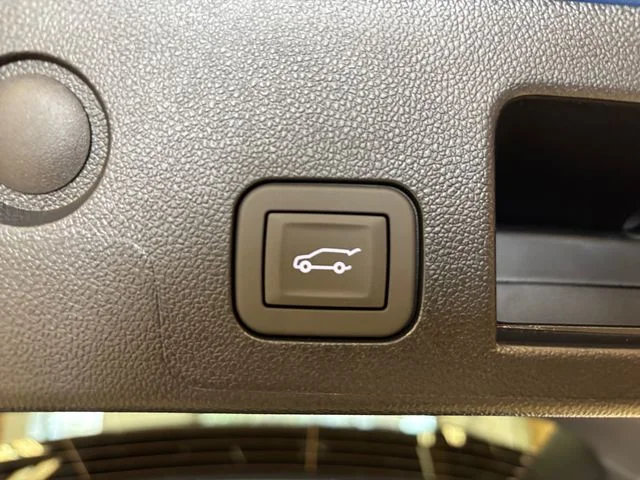 New 2026  GMC Elevation image 18