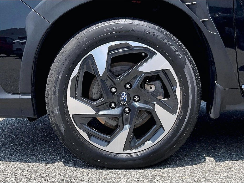 Used 2024 Crystal Black Silica Subaru Limited image 7