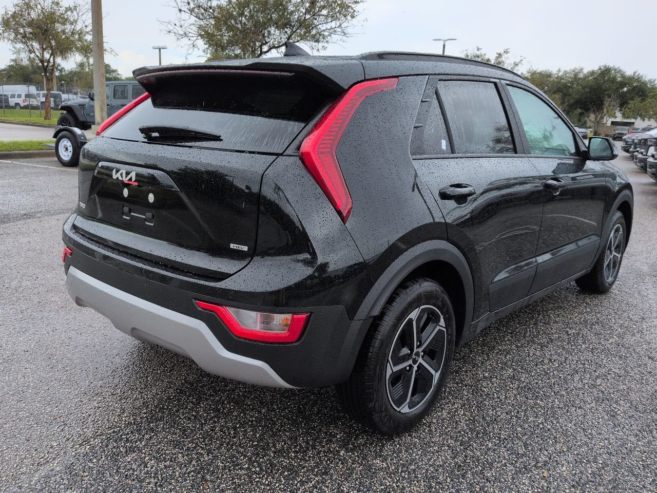 New 2026 Aurora Black Pearl Kia EX image 5