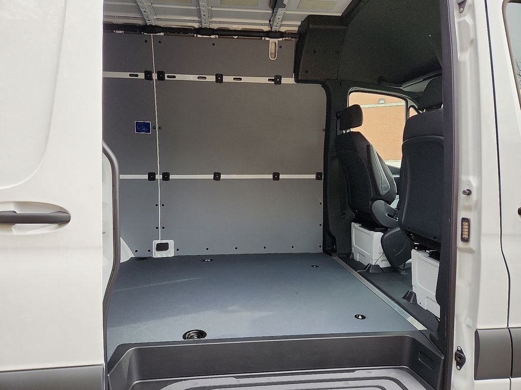 2025 Mercedes-Benz Sprinter Cargo Van Base - Photo 6