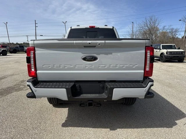 2025 Ford F-350 Super Duty Lariat - Photo 44