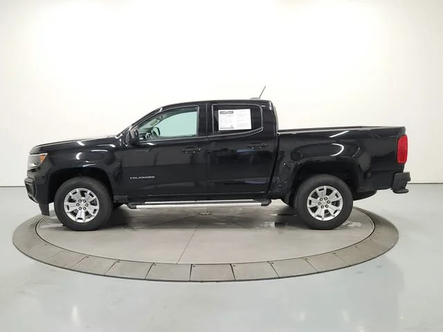 Used 2022 Black Chevrolet LT image 4