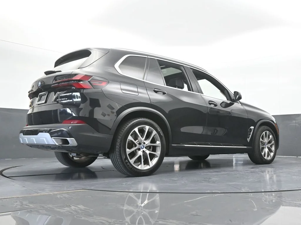 Used 2025 Black Sapphire Metallic BMW xDrive50e image 66
