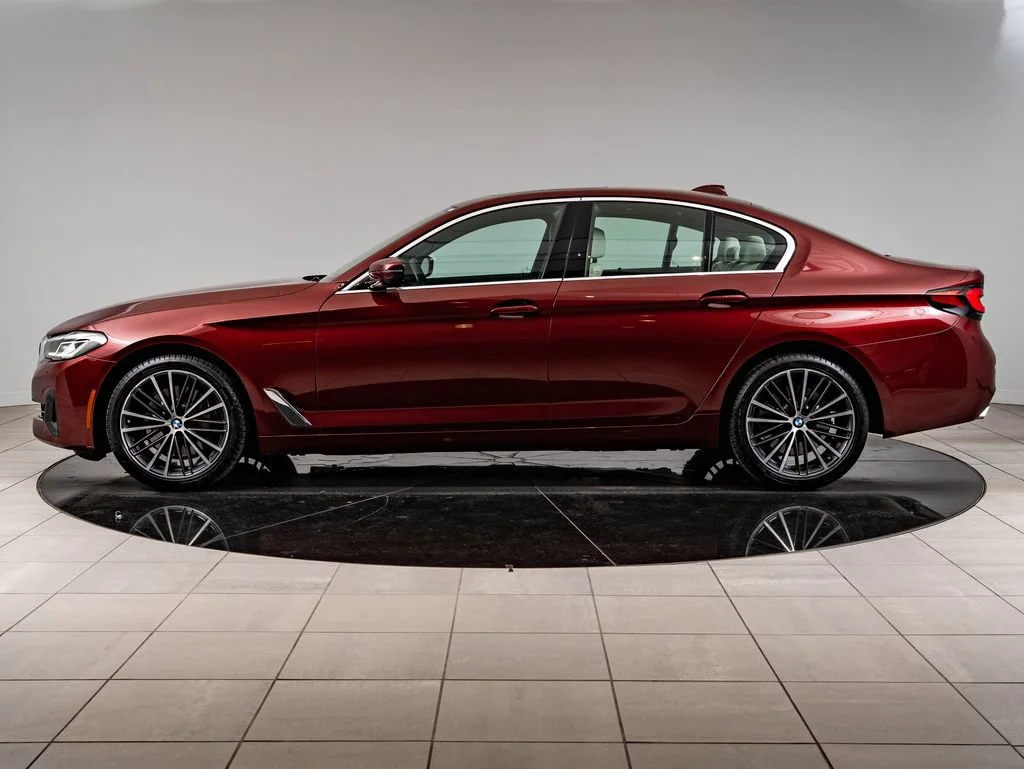 Used 2023 Aventurin Red Metallic BMW 540i xDrive image 5