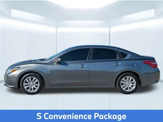 Used 2018 Gray Nissan 2.5 S image 2