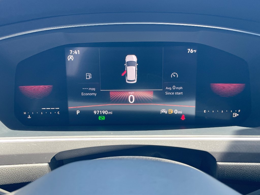 Used 2023 Platinum Gray Metallic Volkswagen SE R-Line Black image 4