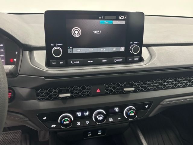 Used 2023 Black Honda EX image 19