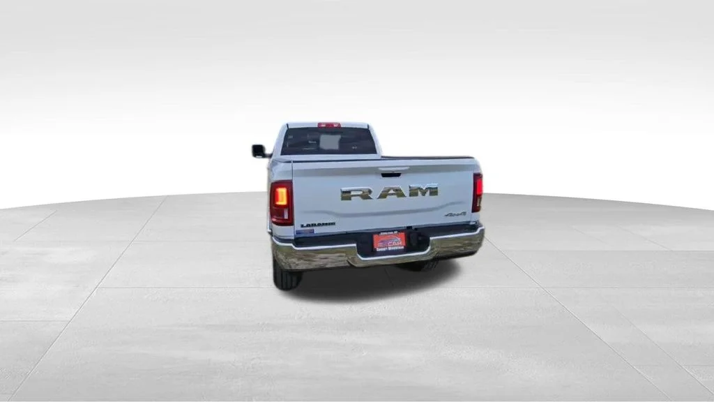 2026 RAM 3500 Laramie - Photo 7