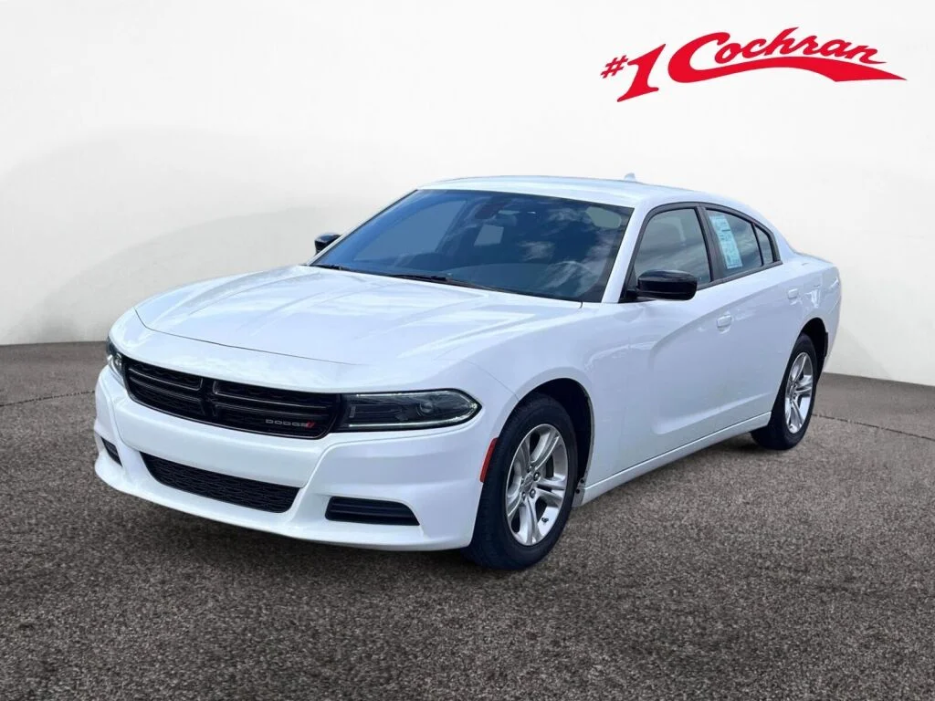 Used 2023 White Knuckle Clearcoat Dodge SXT image 11