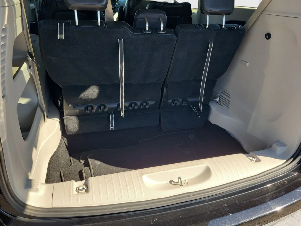 Certified Used 2024 Black Chrysler Touring L image 31