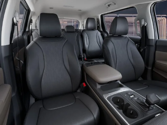 New 2027 White Kia LXS image 15