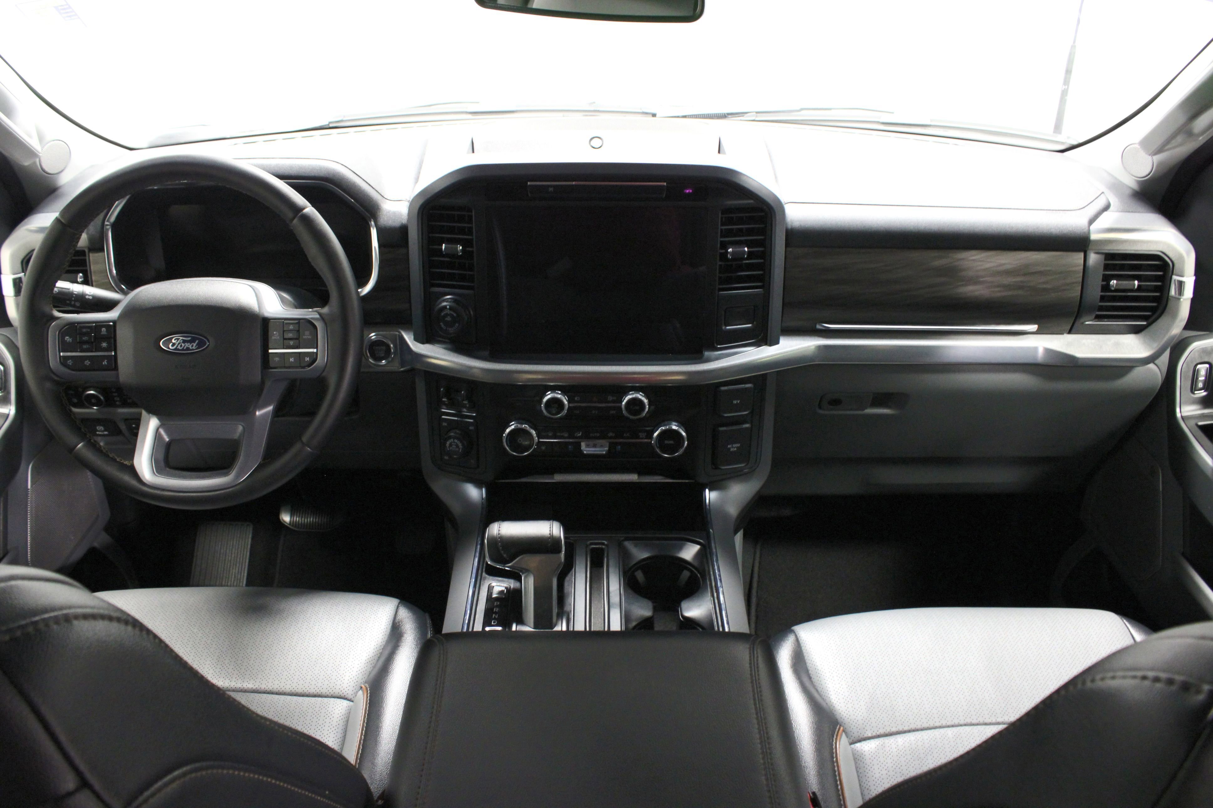 Used 2025 Antimatter Blue Metallic Ford LARIAT image 21