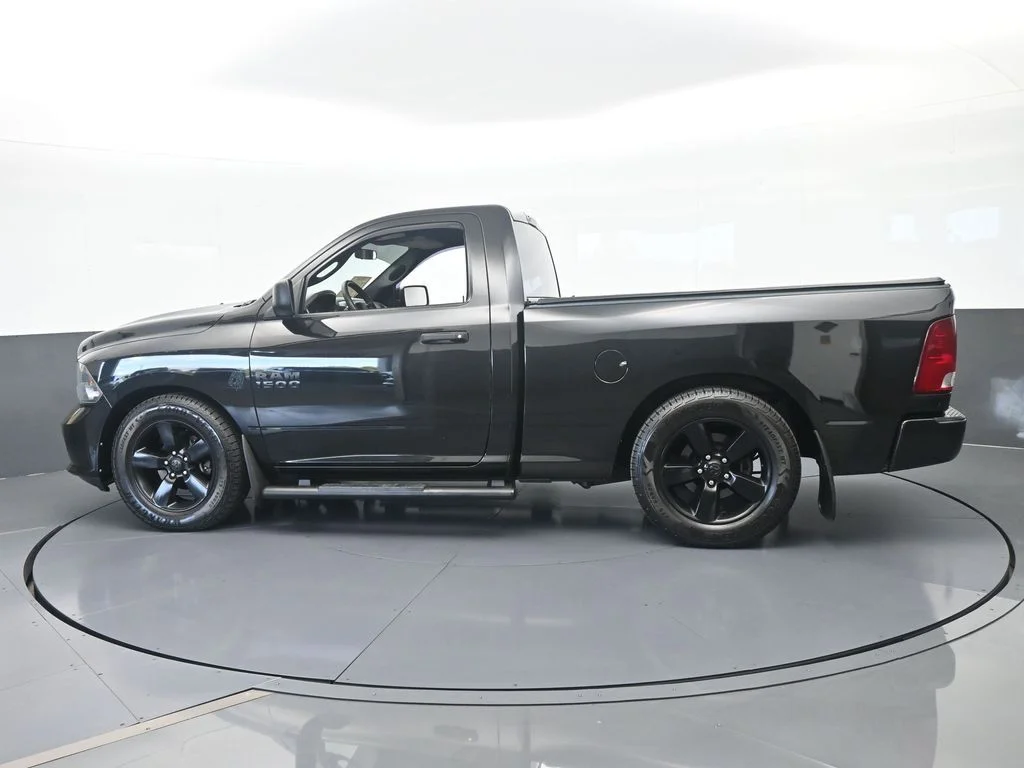Used 2018 Brilliant Black Crystal Pearlcoat Ram Express image 2