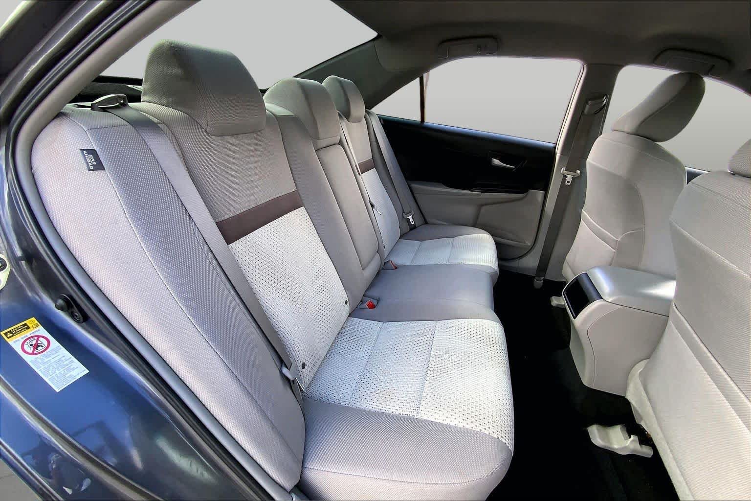 Used 2014 Magnetic Gray Metallic Toyota LE image 19