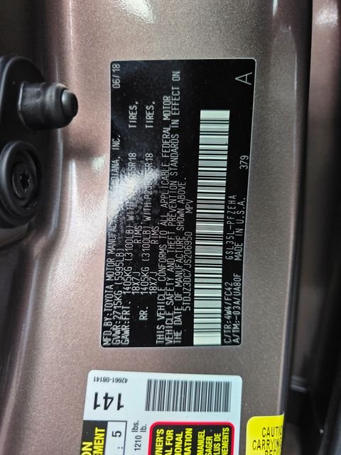 Used 2018 Walnut Toyota LE image 26