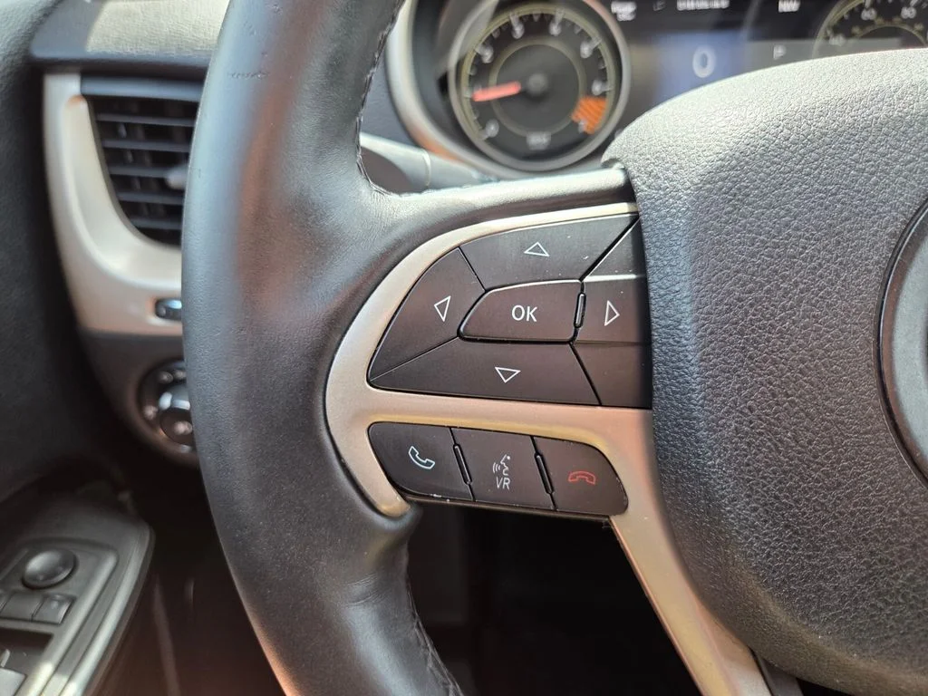 Used 2014 Black Jeep Limited image 34