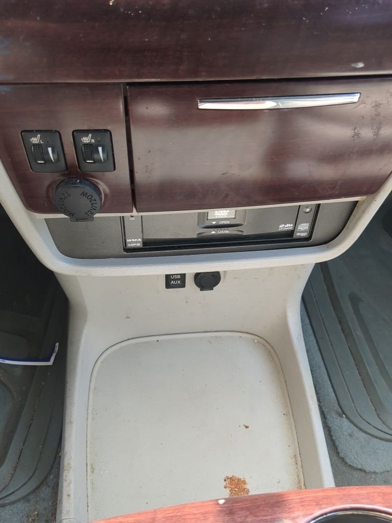 Used 2012 Silver Toyota XLE image 16