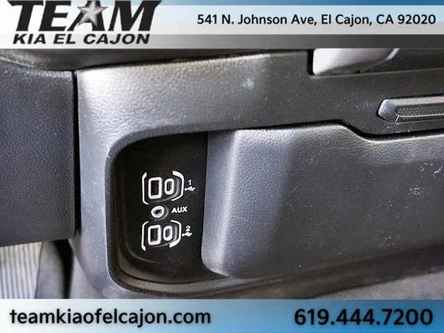Used 2023 White Ram Big Horn/Lone Star image 34