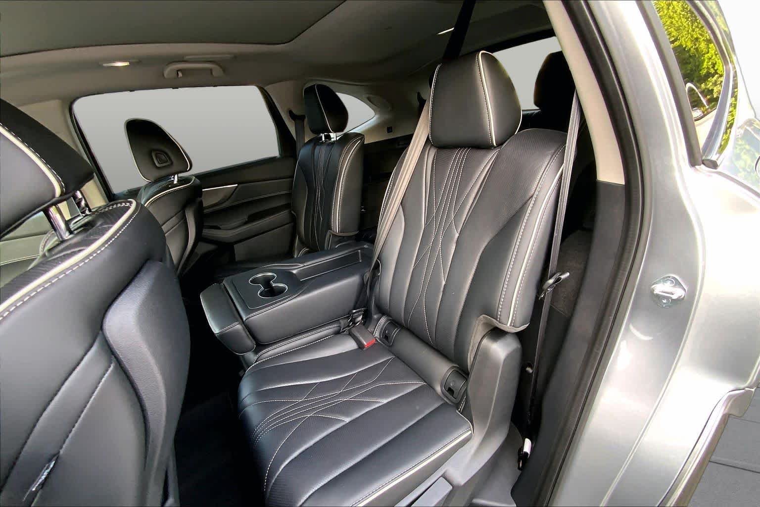 Used 2025 Lunar Silver Metallic Acura w/Advance Package image 20