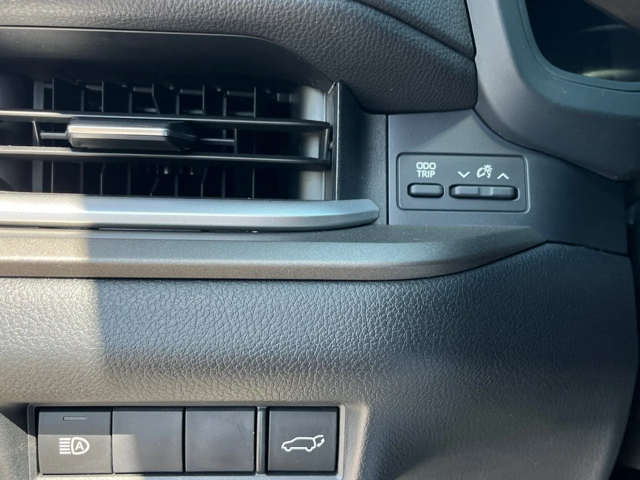 Used 2024 Storm Cloud Toyota XLE image 28