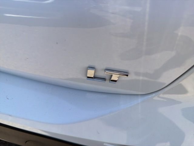 Used 2024 White Chevrolet LT image 3