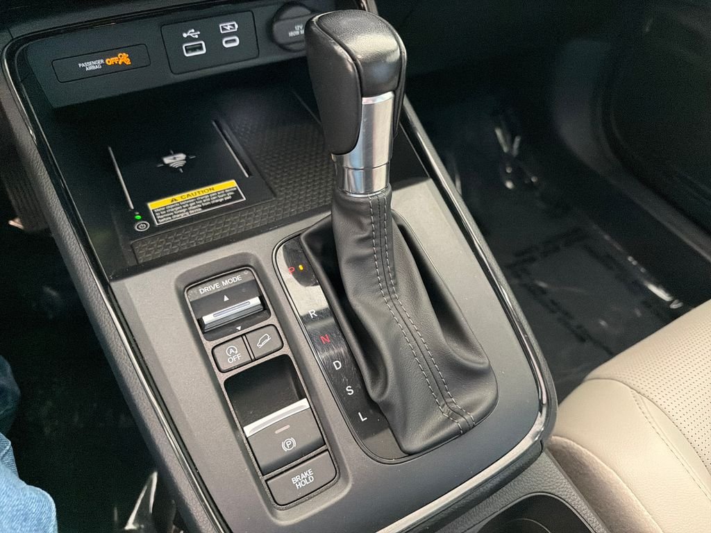 Used 2023  Honda EX-L image 23