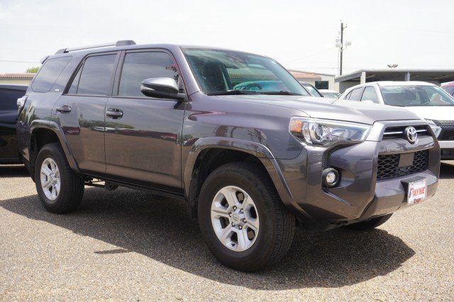 Used 2022  Toyota SR5 Premium image 3