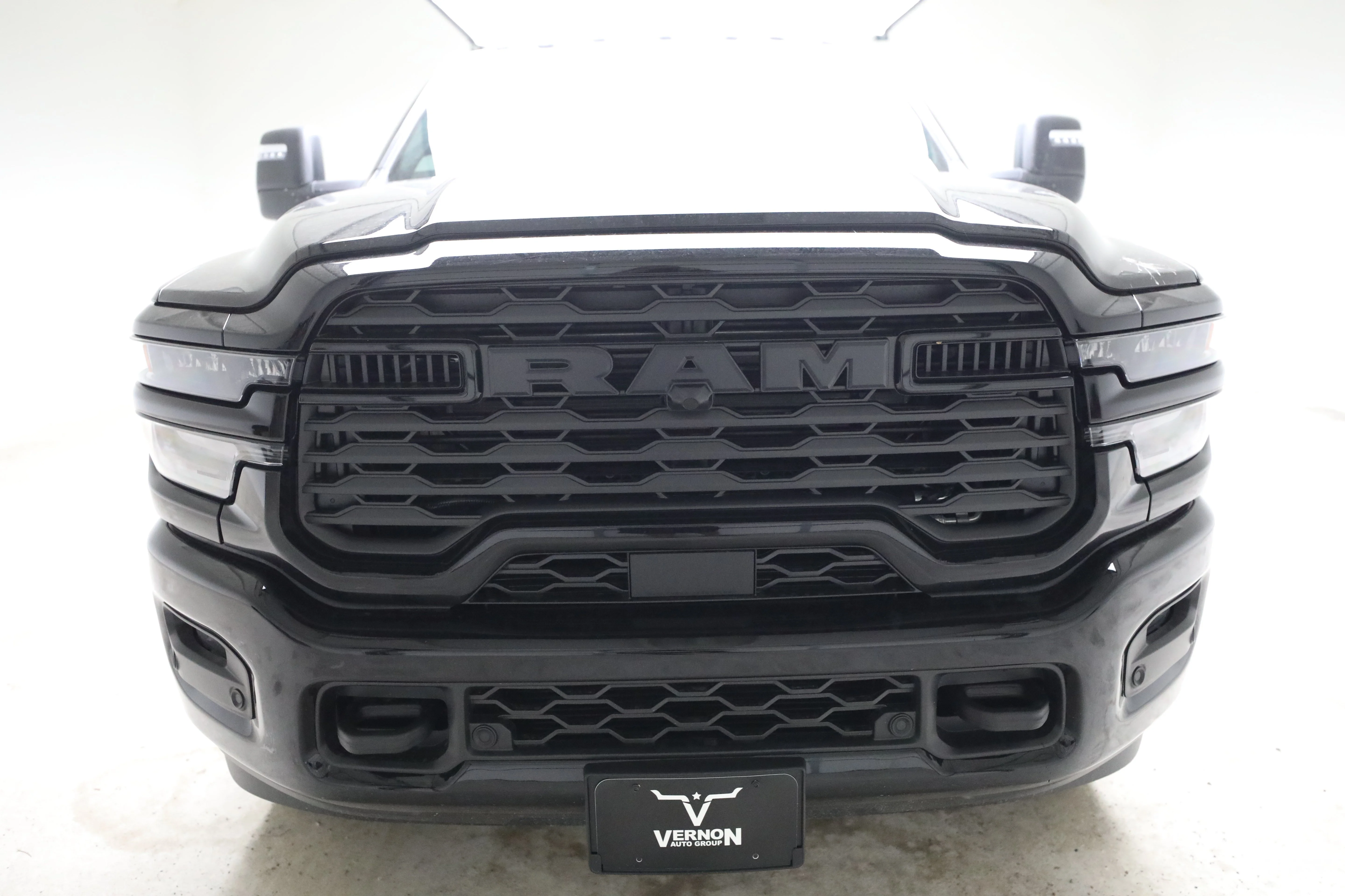 New 2026 Ram 2500 SLT Lonestar Night Edition Crew Cab 4x4