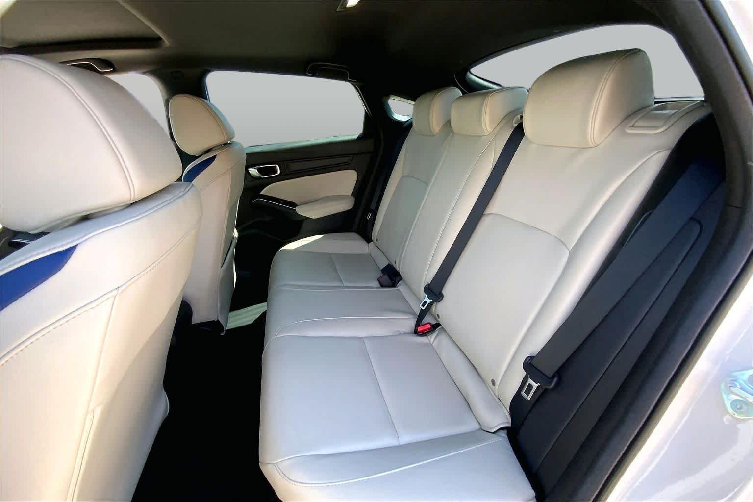 Used 2026 Platinum White Pearl Acura w/A-Spec Package image 19