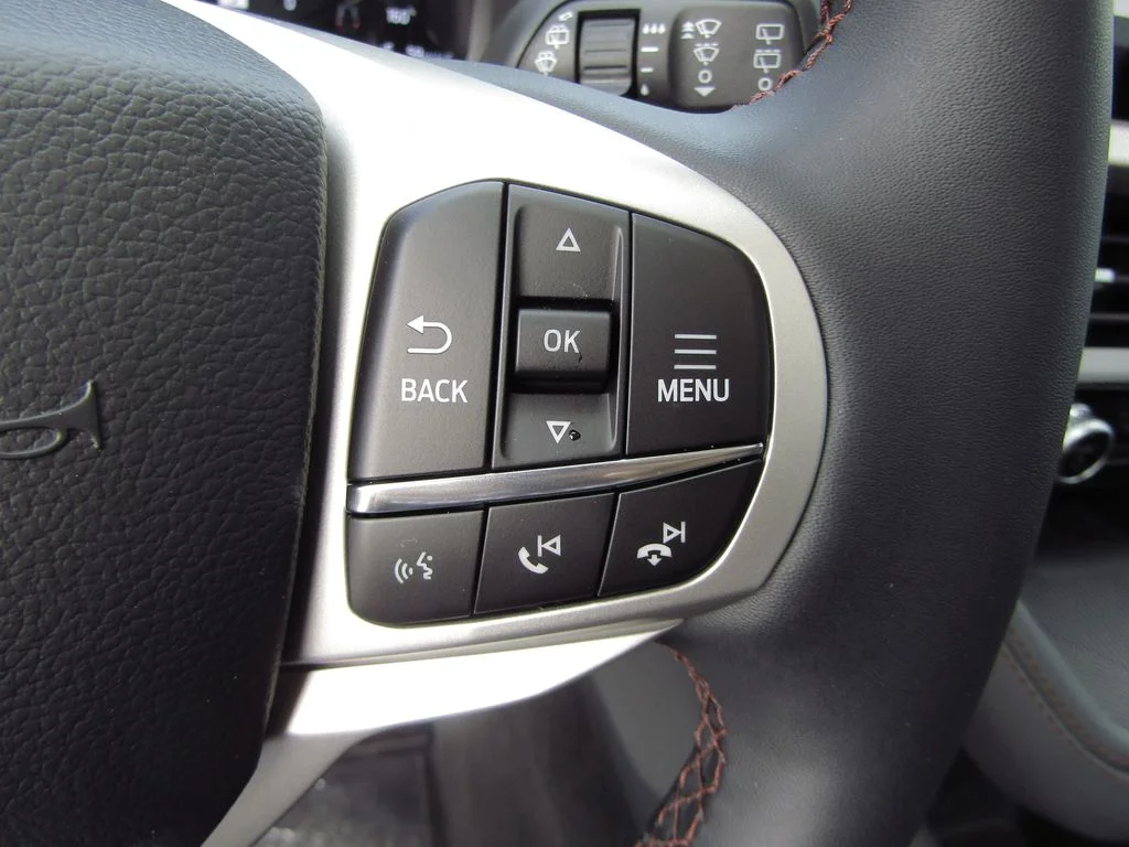 New 2026 Agate Black Metallic Ford Active image 25