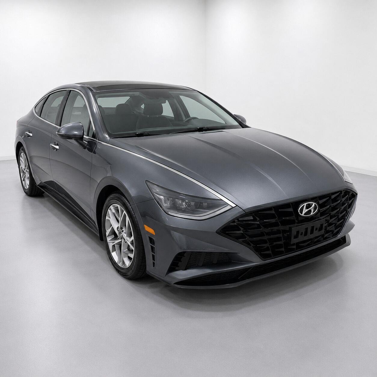 Used 2023 Portofino Gray Hyundai SEL image 7