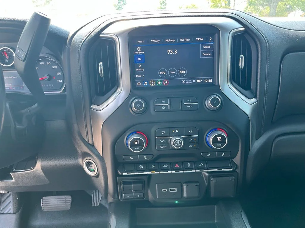 Used 2022 Black Chevrolet RST image 18