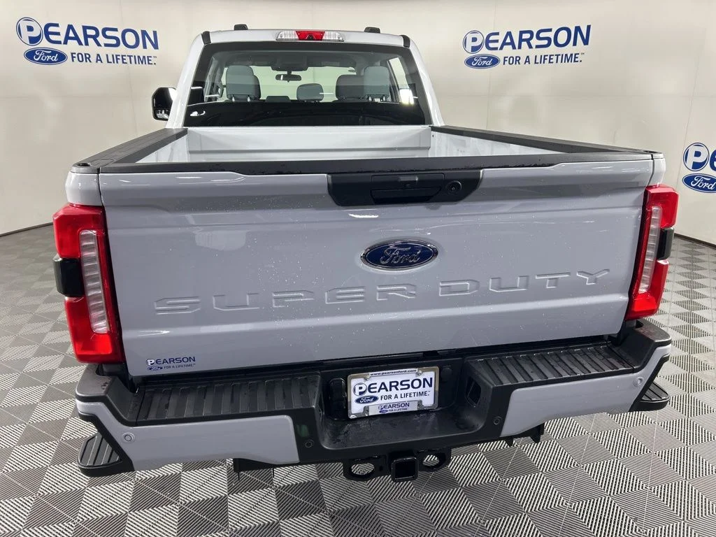 2026 Ford F-250 Super Duty XL - Photo 9