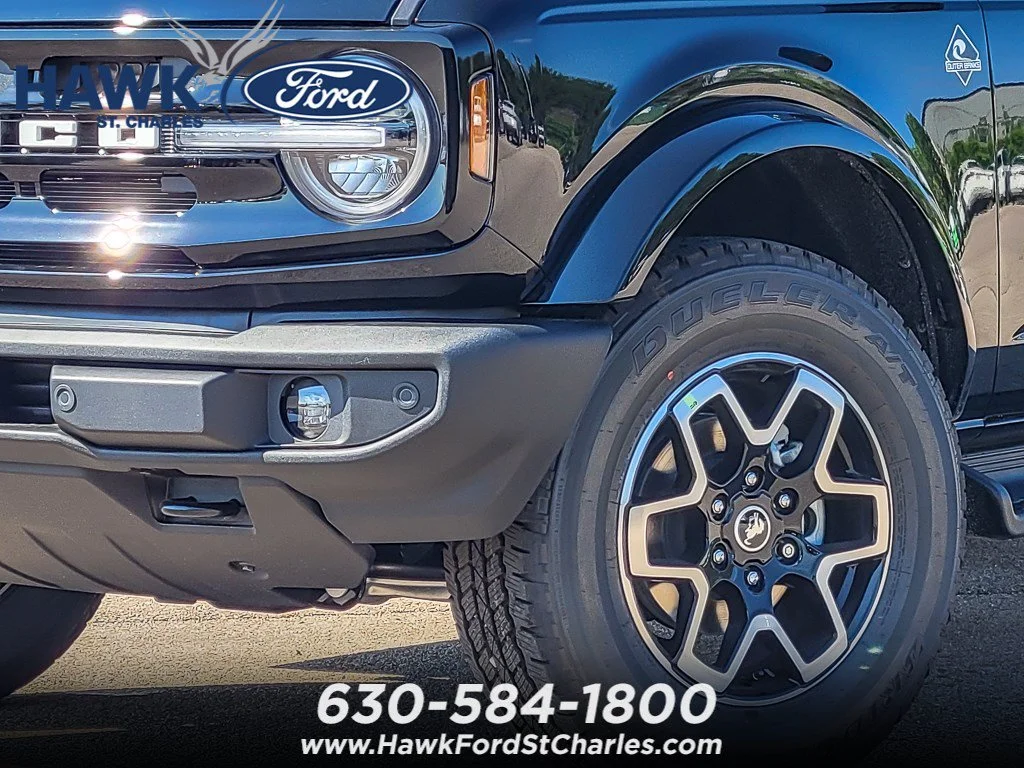 New 2026 Shadow Black Ford Outer Banks image 2