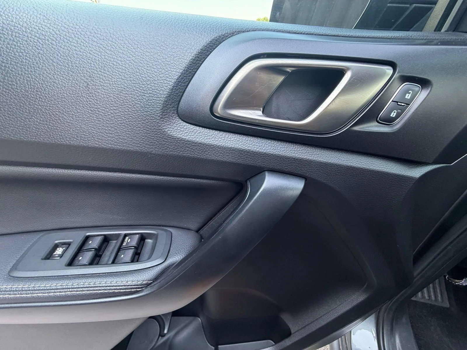 Used 2023 Gray Ford Lariat image 14