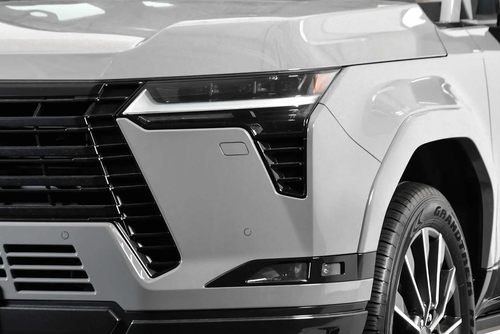 2026 Lexus GX Luxury+ - Photo 11