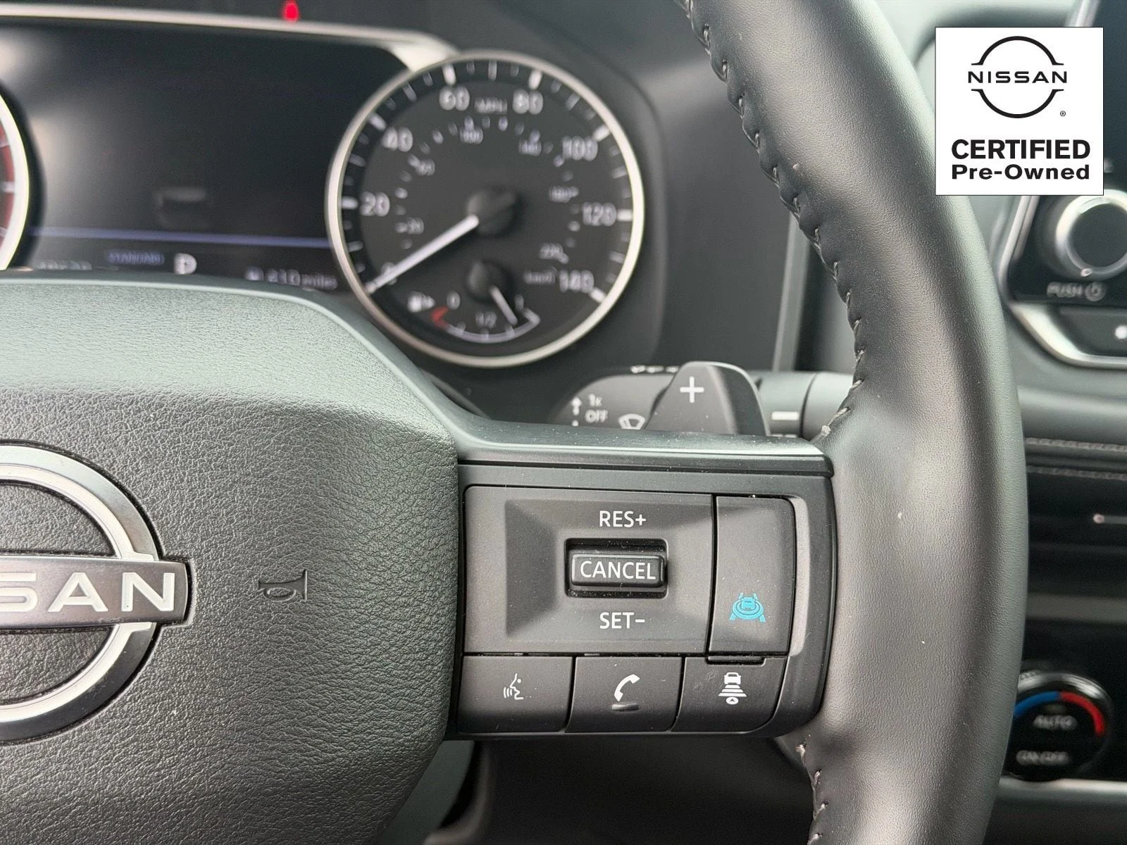 Used 2025 Everest White Pearl Nissan SV image 21