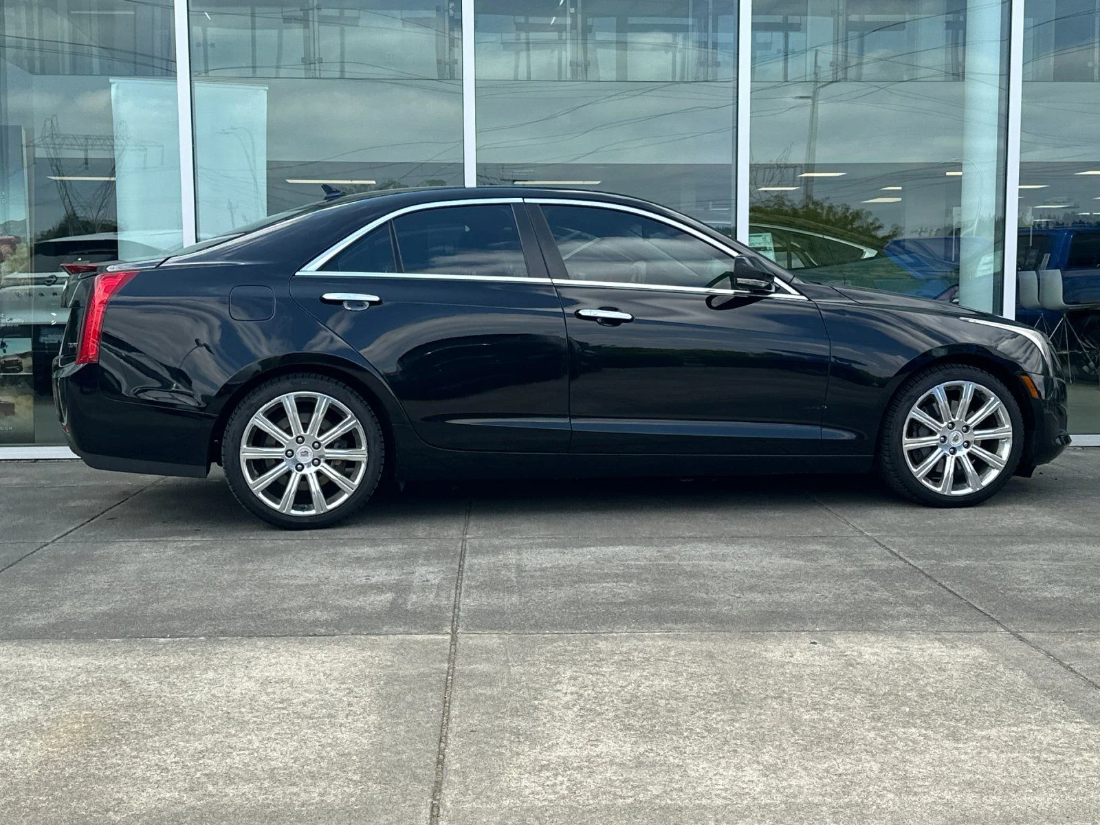 Used 2013 Black Raven Cadillac 2.0L Turbo Luxury image 2