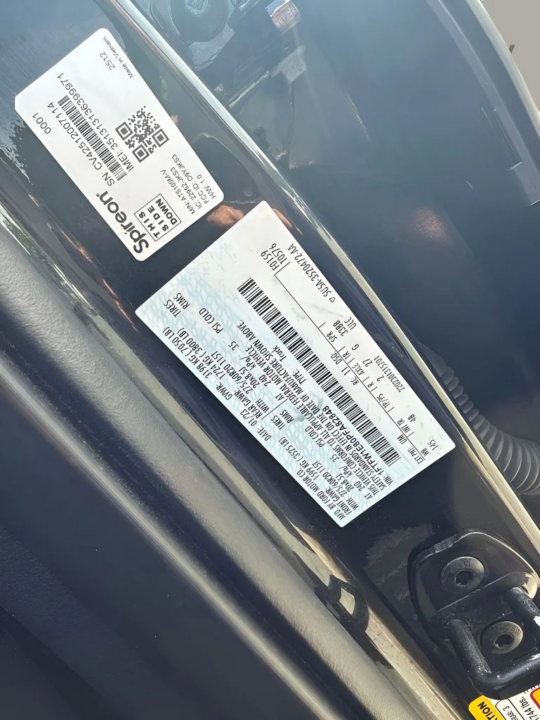 Used 2023 Black Ford XLT image 40