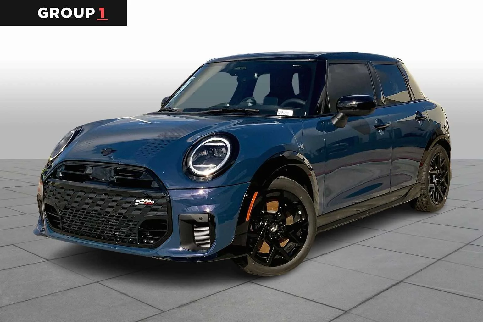 2026 MINI Hardtop Cooper S's photo