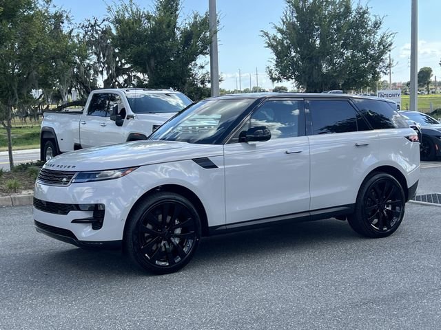 New 2026 Borasco Grey Land Rover SE image 1