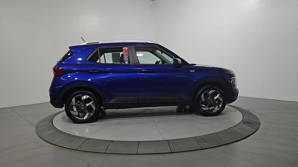 Certified Used 2025 Blue Hyundai SEL image 7