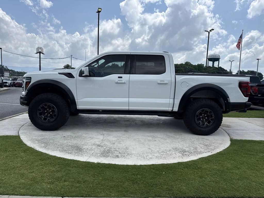 Used 2025 White Ford Raptor image 4