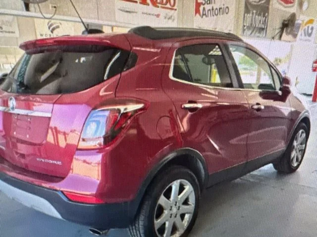 Used 2017 Red Buick Preferred II image 5