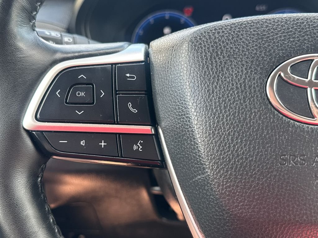 Used 2024 Black Toyota Platinum image 21