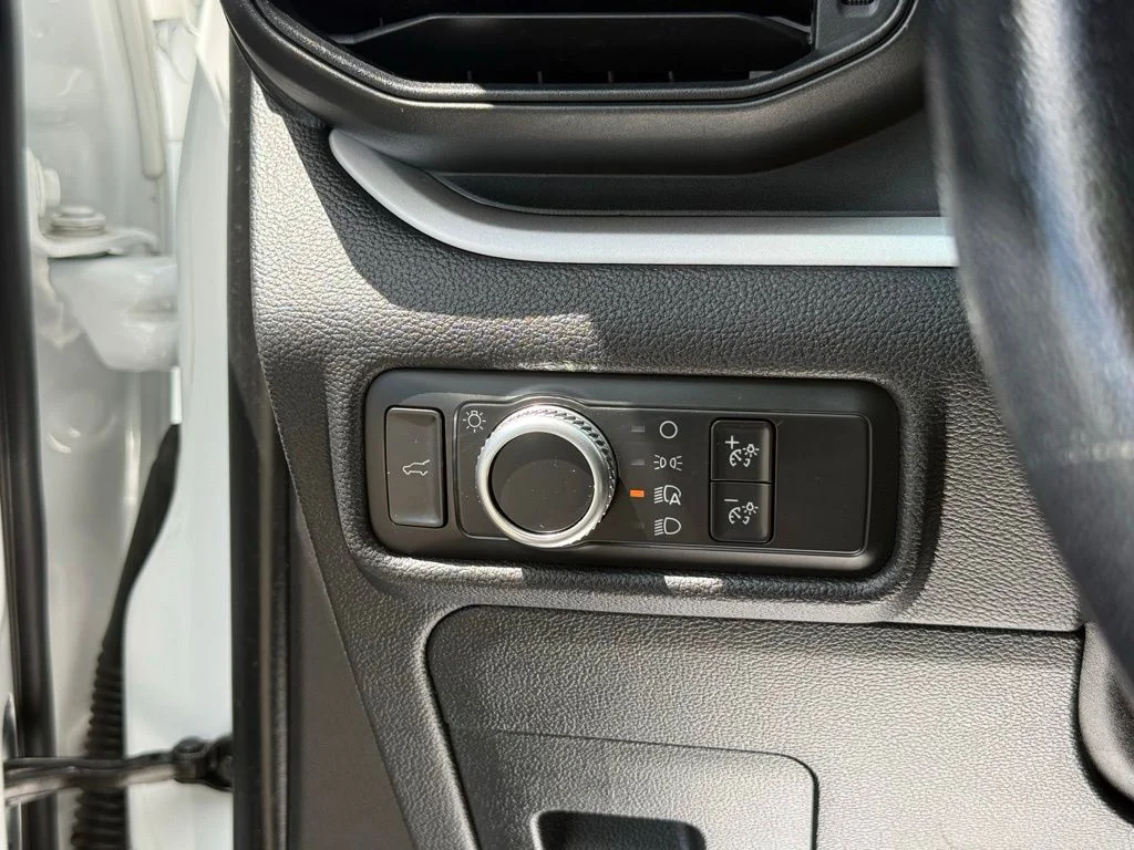 Used 2020 White Ford XLT image 14