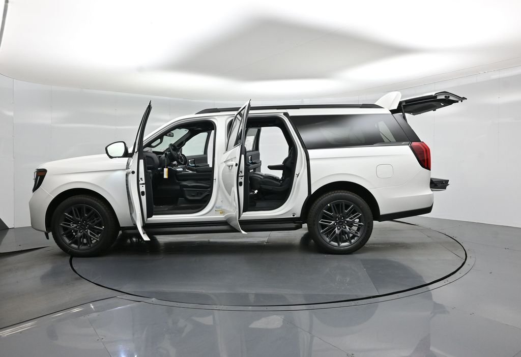 New 2026 Star White Metallic Tri-Coat Ford Platinum image 35